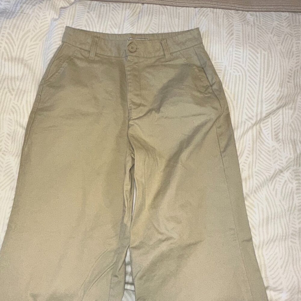 Oversized khaki pants